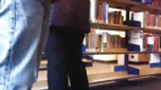 გამხდარი წითური გოგო ...